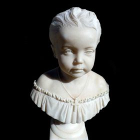 bambina-scultura-marmo-bianco-2 bambina-scultura-marmo-bianco-2